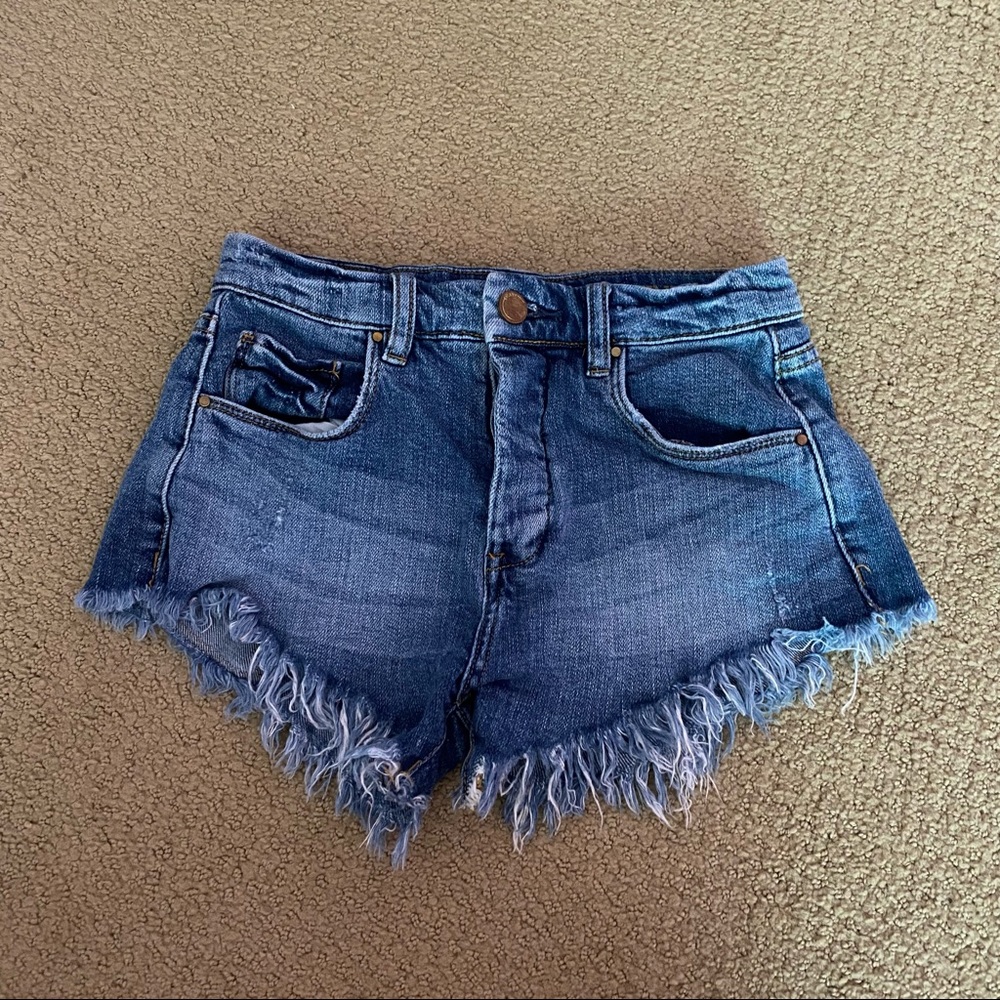 Blank NYC blue Jean shorts size 24